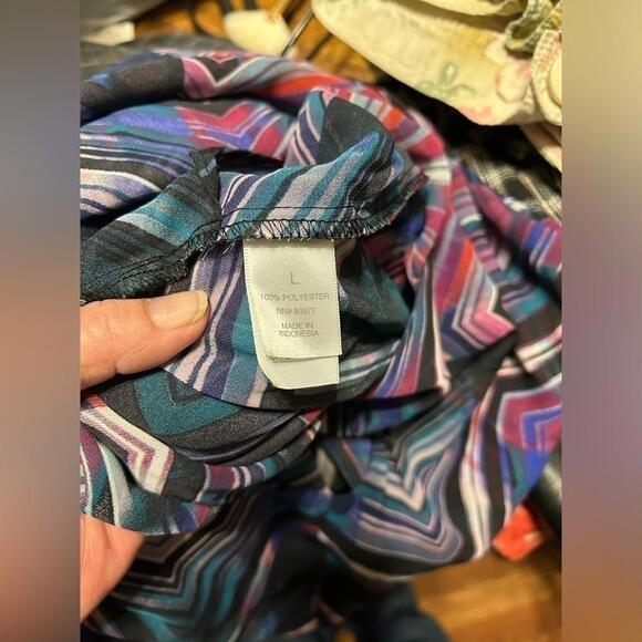 Bisou Bisou sleeveless blouse - Picture 3 of 5